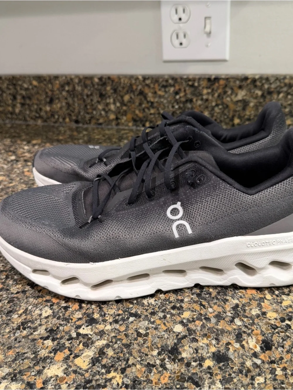 On Running Cloudrunner Men’s Running Shoes - Charcoal/White 11
